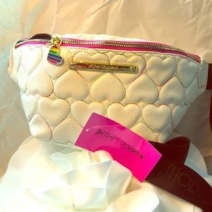 Brand New Betsy Johnson quilted heart fanny pack!